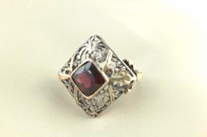 ANELLO ANTICO GRANATO ORO E ARGENTO